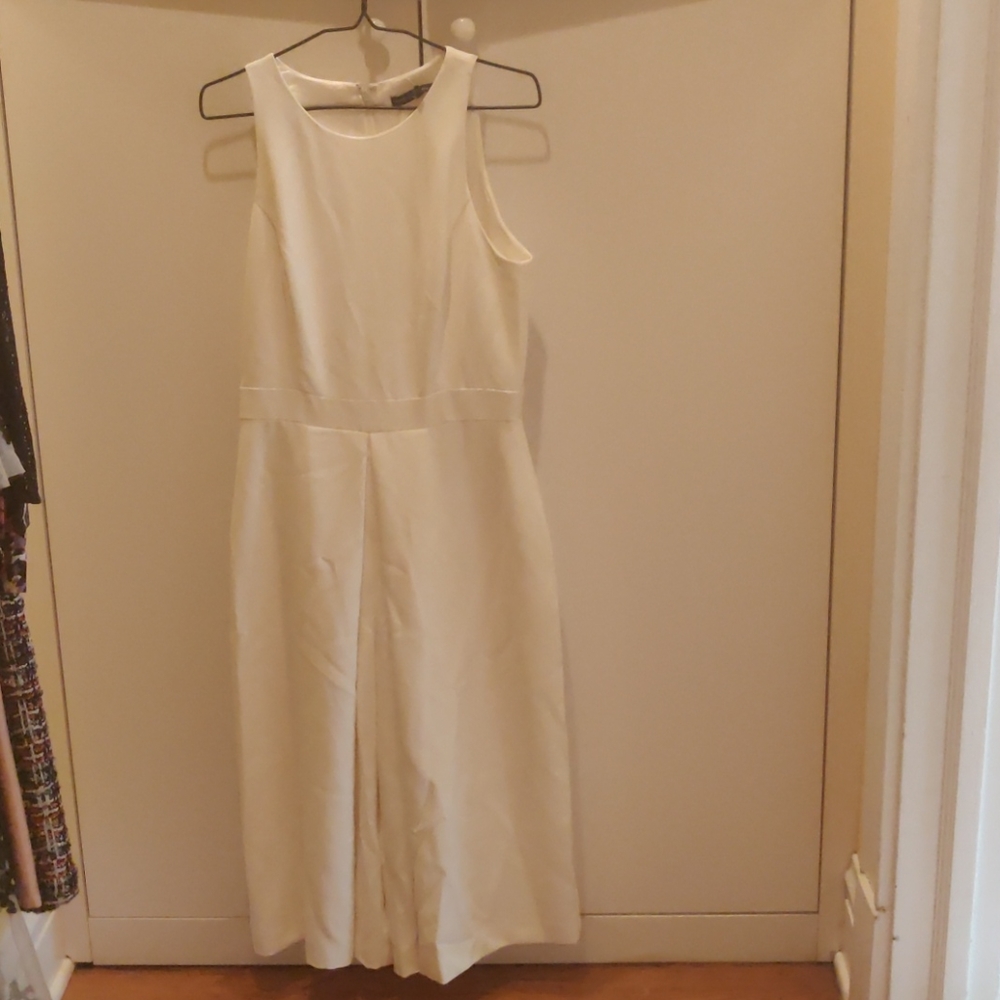 NWT WHITE HOUSE BLACK MARKET WHITE DRESS SIZE 8